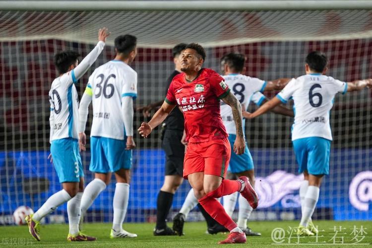 青岛西海岸补时绝杀，3-2逆转河南队！