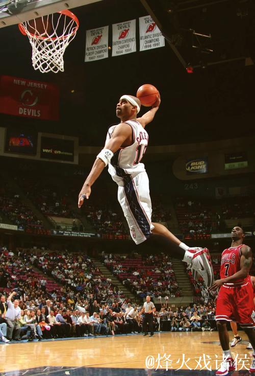 卡特谈将被篮网退役球衣:梦想成真 心存感激 卡特谈将被篮网退役球衣:梦想成真 心存感激